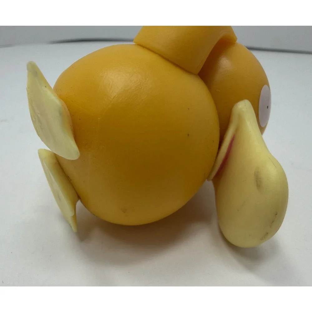 Pokemon Psyduck Battle Figure - 3 inch Articulated Battle Figure
